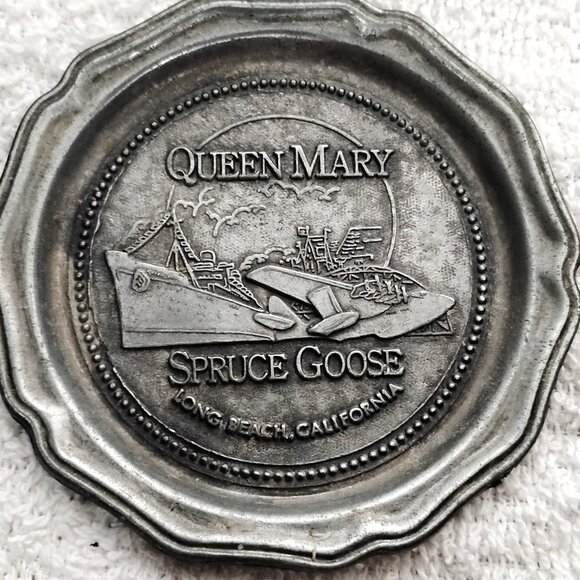 Vintage Metal Coaster/Ashtray Queen Mary Ship Spruce Goose Airplane Collectible - Picture 2 of 3